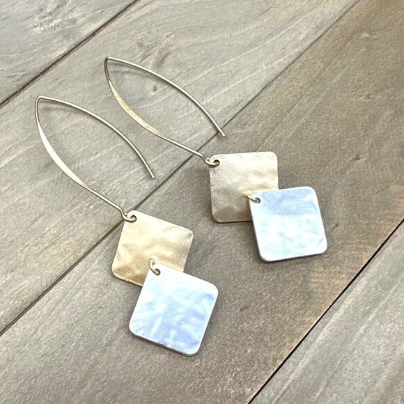 Jane Marie Earrings Matte Gold Tone Silver Tone 3 Inch Length New - Picture 2 of 4